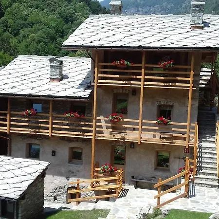 D'hotes - Li Tzatagni 3*