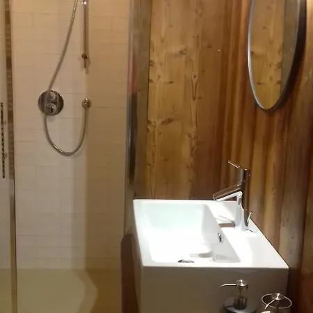 بيت ضيافة D'hotes - Li Tzatagni Pontboset